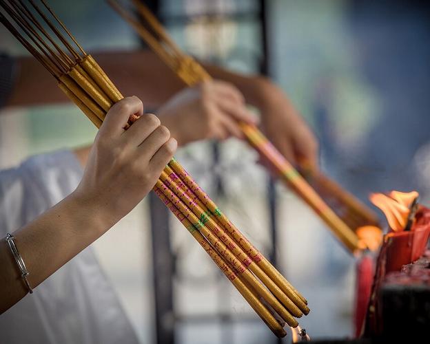 催供香好不好上香选择什么日子才灵验